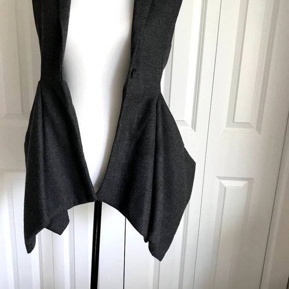 JNBY Wool Fashion Vest (S) - Picture 3 of 8